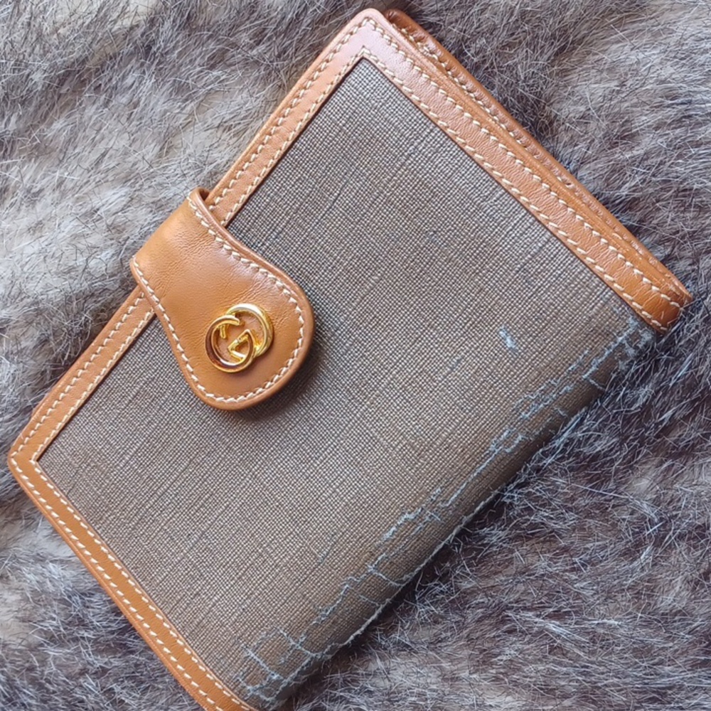 Gucci  vintage wallet